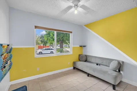 7321 Cody Street Hollywood FL 33024