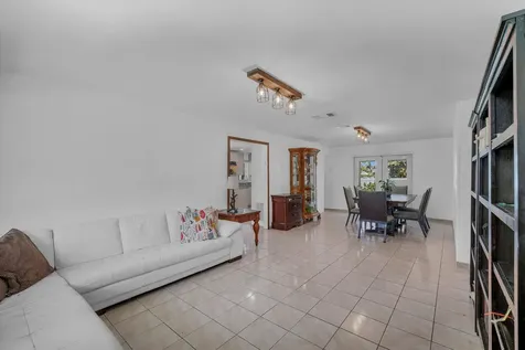 7321 Cody Street Hollywood FL 33024