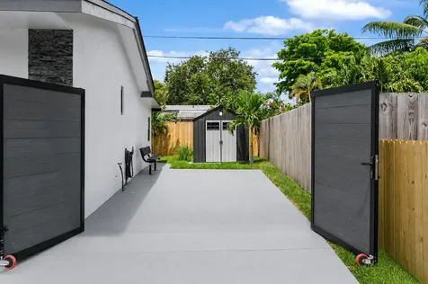 3141 NE 14th Avenue Pompano Beach FL 33064