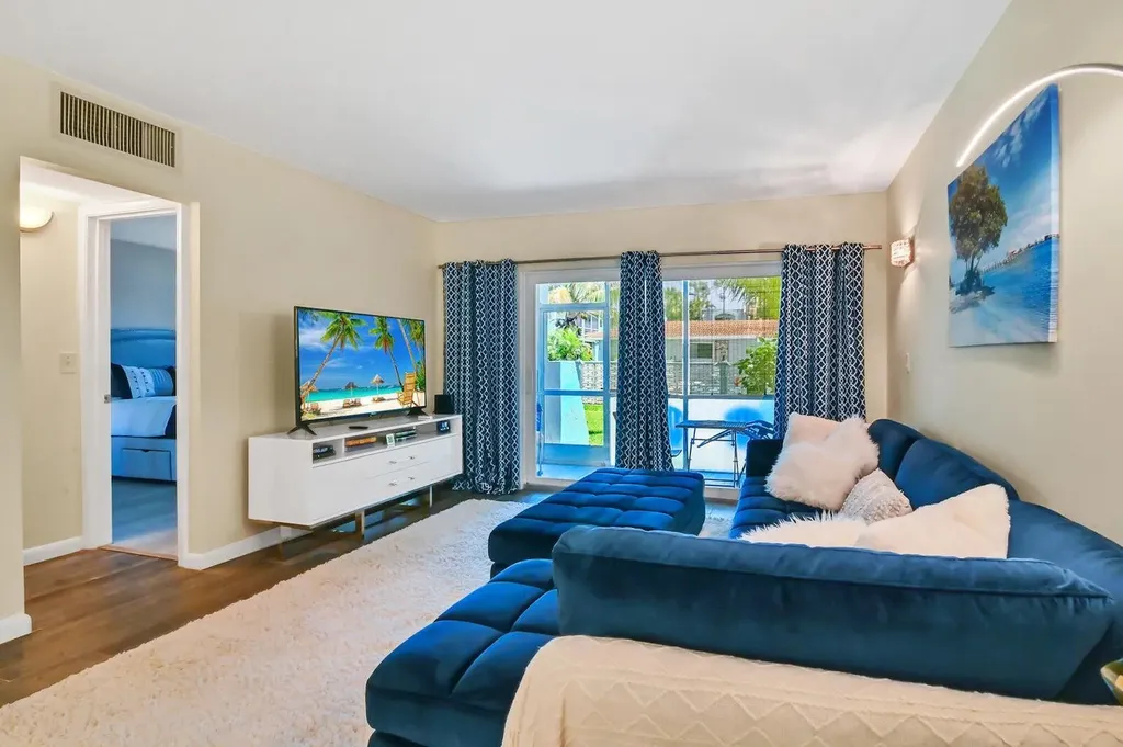 1432 S Lakeside Drive Lake Worth Beach FL 33460