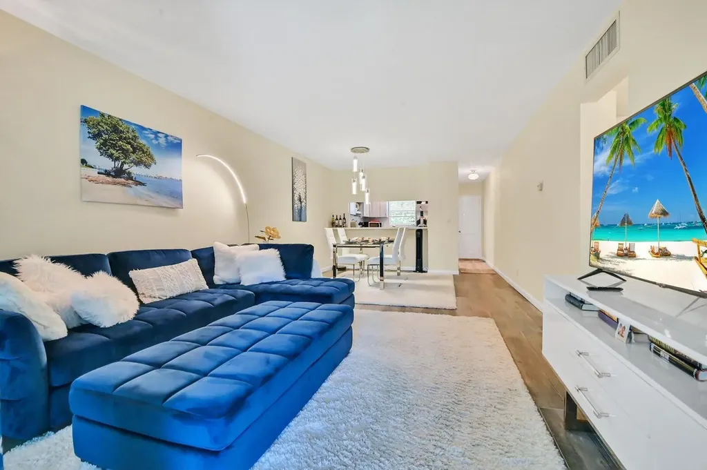 1432 S Lakeside Drive Lake Worth Beach FL 33460