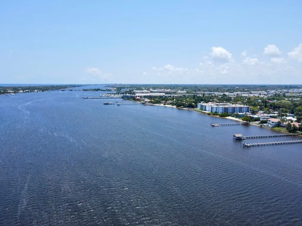 1432 S Lakeside Drive Lake Worth Beach FL 33460