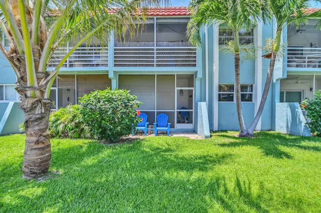 1432 S Lakeside Drive Lake Worth Beach FL 33460