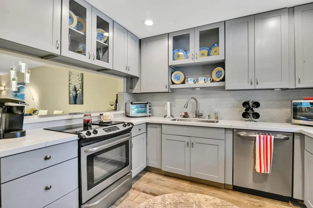1432 S Lakeside Drive Lake Worth Beach FL 33460