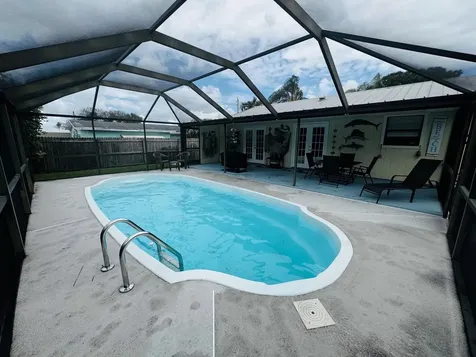 1918 SE Monroe Street Stuart FL 34997