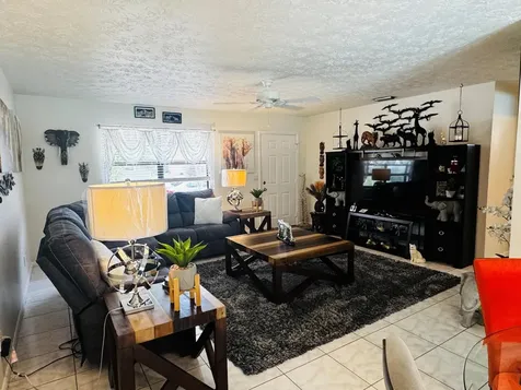 1918 SE Monroe Street Stuart FL 34997