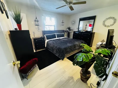 1918 SE Monroe Street Stuart FL 34997