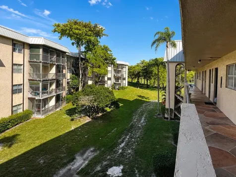6101 N Falls Circle Drive Lauderhill FL 33319