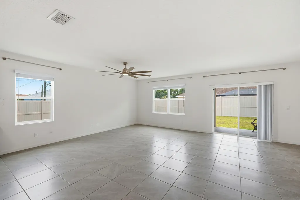 1572 SW Paar Drive Port St Lucie FL 34953