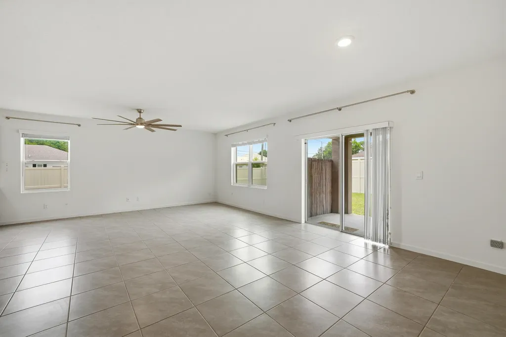 1572 SW Paar Drive Port St Lucie FL 34953