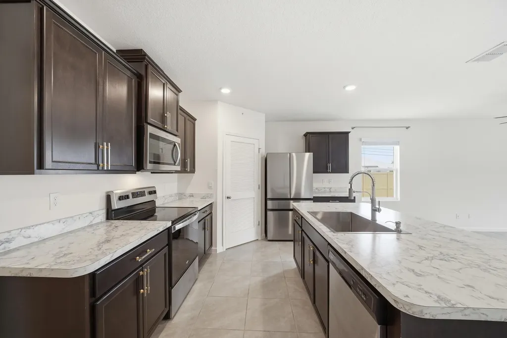 1572 SW Paar Drive Port St Lucie FL 34953