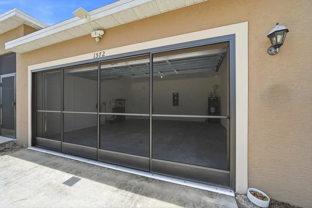 1572 SW Paar Drive Port St Lucie FL 34953