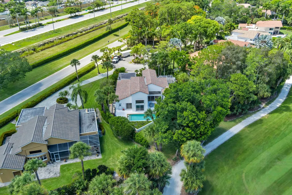 1084 Seagull Park Road S West Palm Beach FL 33411