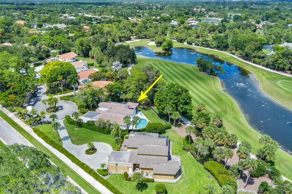 1084 Seagull Park Road S West Palm Beach FL 33411