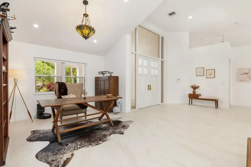 1084 Seagull Park Road S West Palm Beach FL 33411