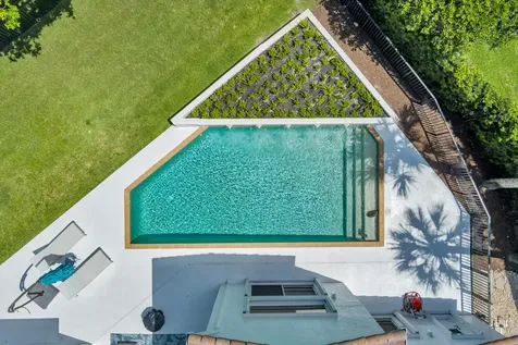 1084 Seagull Park Road S West Palm Beach FL 33411