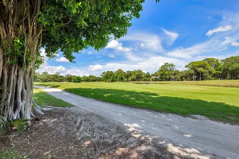 1084 Seagull Park Road S West Palm Beach FL 33411