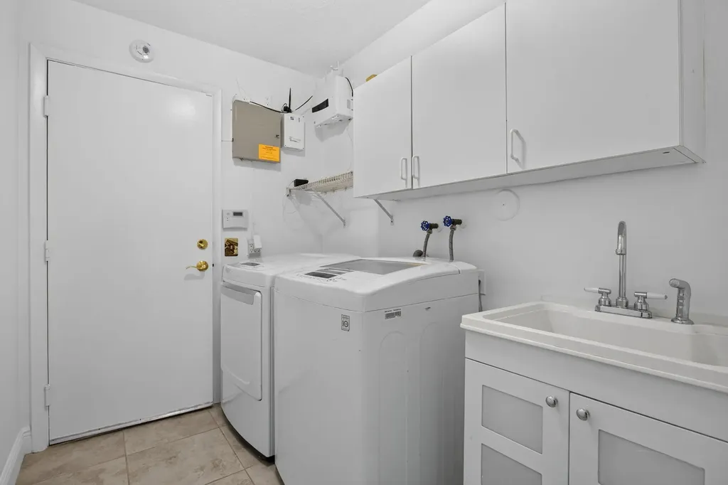 9175 NW 41st Manor Coral Springs FL 33065