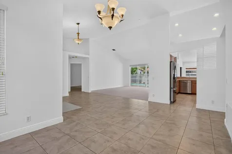 9175 NW 41st Manor Coral Springs FL 33065