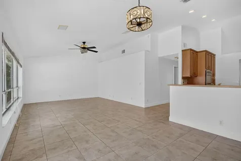 9175 NW 41st Manor Coral Springs FL 33065