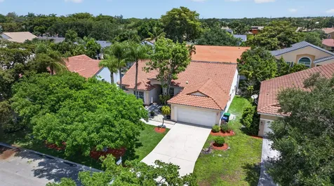 9175 NW 41st Manor Coral Springs FL 33065