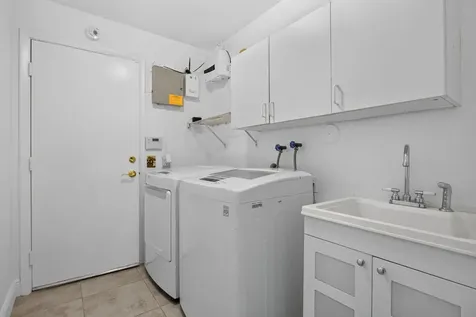 9175 NW 41st Manor Coral Springs FL 33065