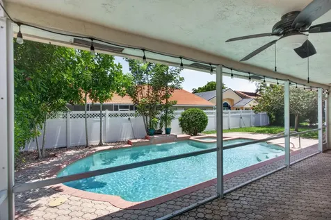 9175 NW 41st Manor Coral Springs FL 33065
