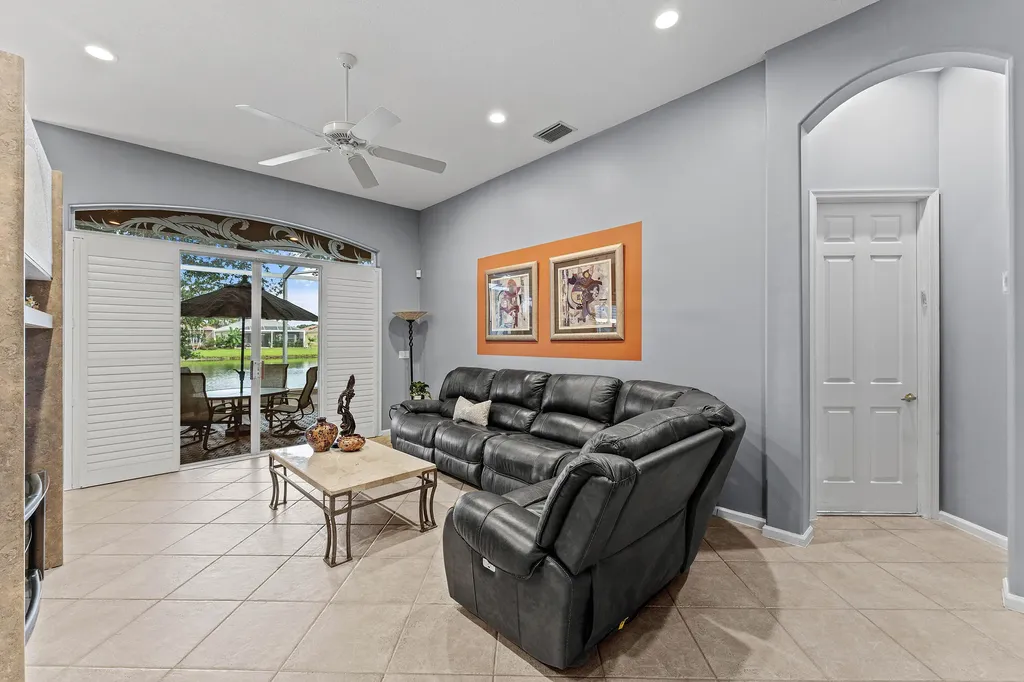 7188 Demedici Circle Delray Beach FL 33446
