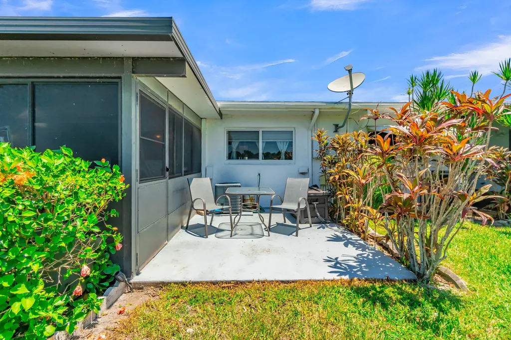 3360 NE Rossi Court NE West Palm Beach FL 33417