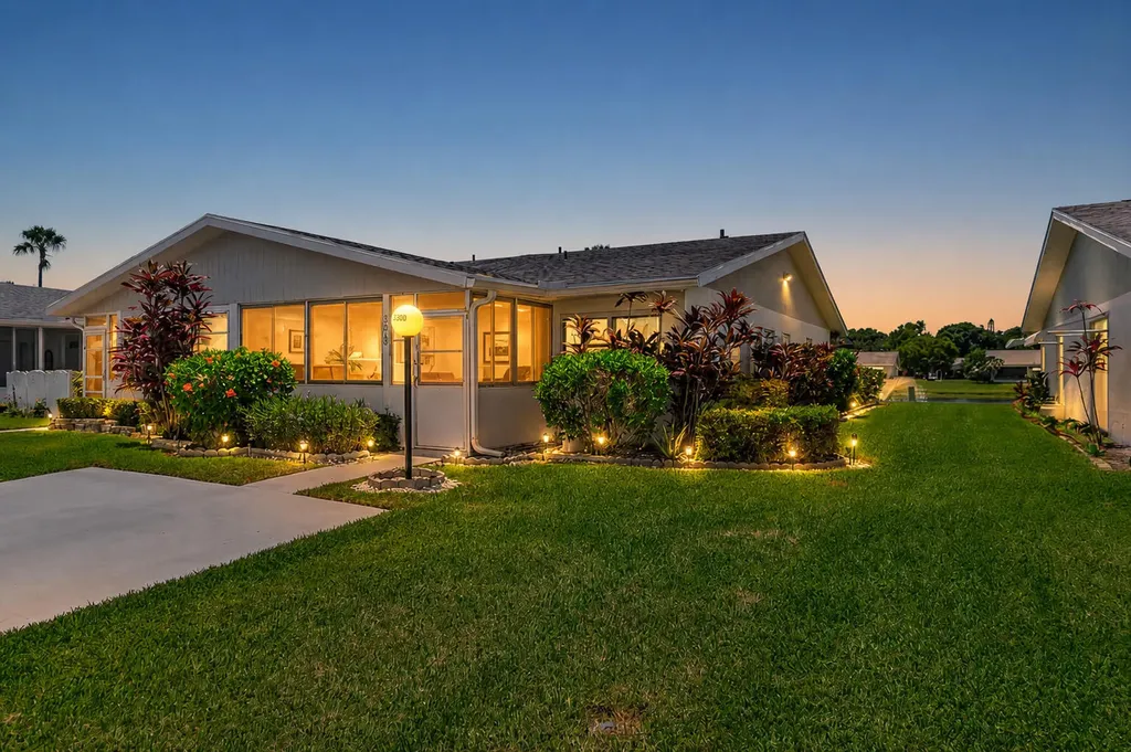 3360 NE Rossi Court NE West Palm Beach FL 33417