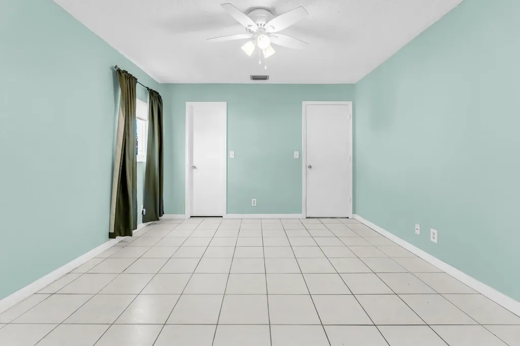 3360 NE Rossi Court NE West Palm Beach FL 33417