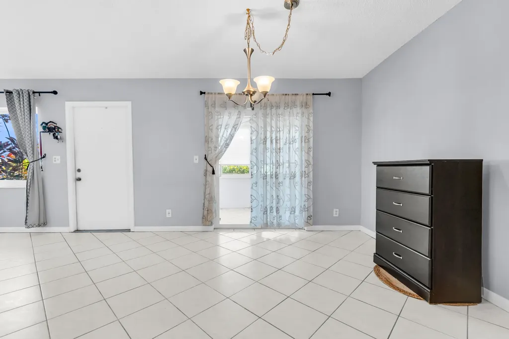 3360 NE Rossi Court NE West Palm Beach FL 33417