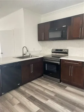 3936 San Simeon Lane Weston FL 33331