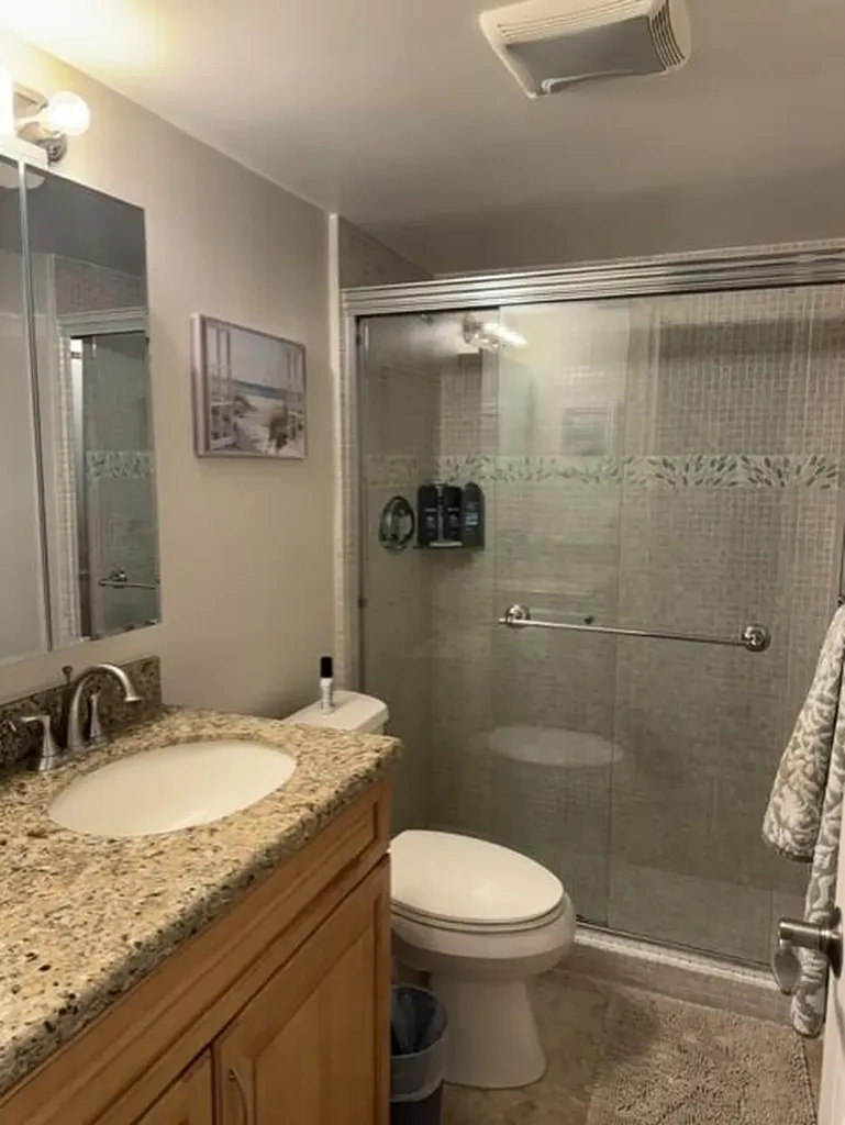 121 Wettaw Lane North Palm Beach FL 33408