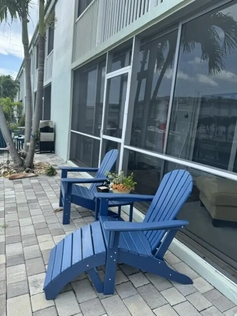 121 Wettaw Lane North Palm Beach FL 33408