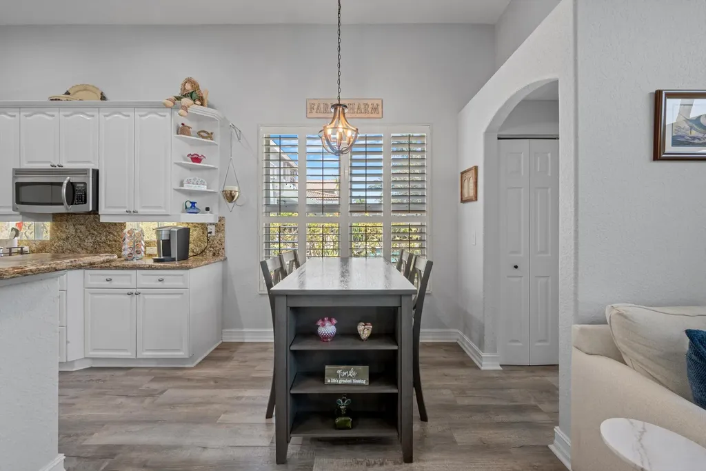 5649 Oakmont Village Circle Lake Worth FL 33463