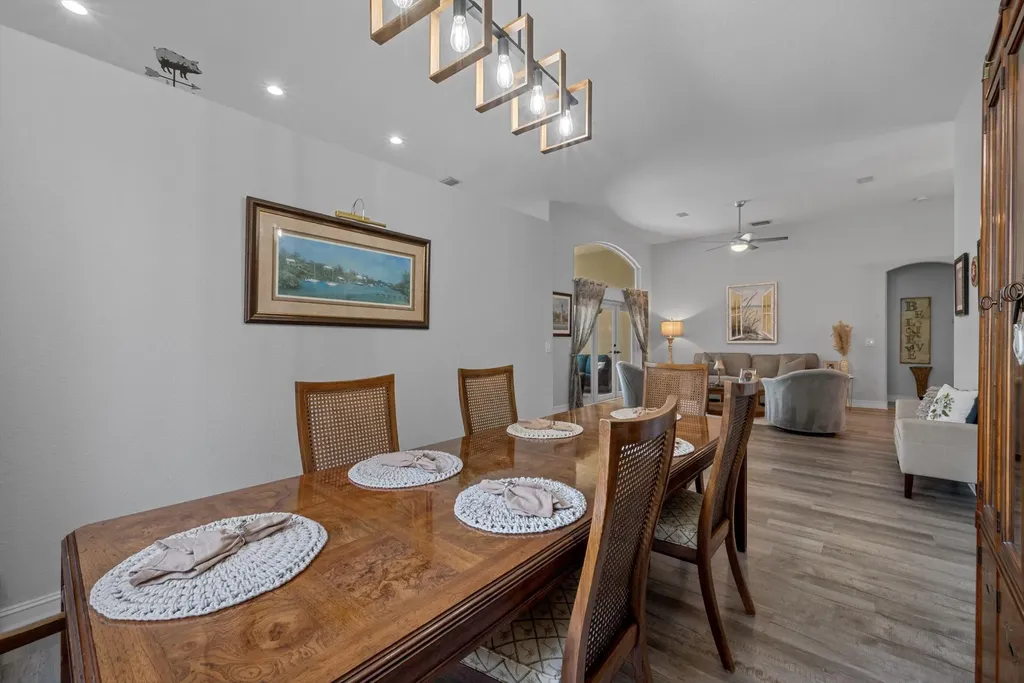5649 Oakmont Village Circle Lake Worth FL 33463