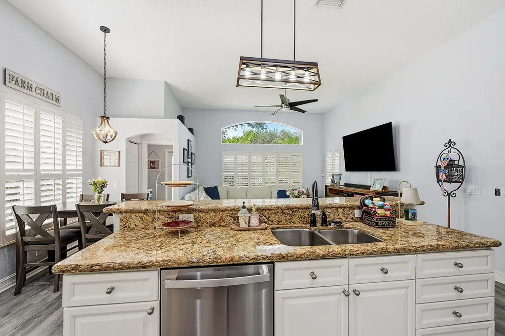 5349 Oakmont Village Circle Lake Worth FL 33463