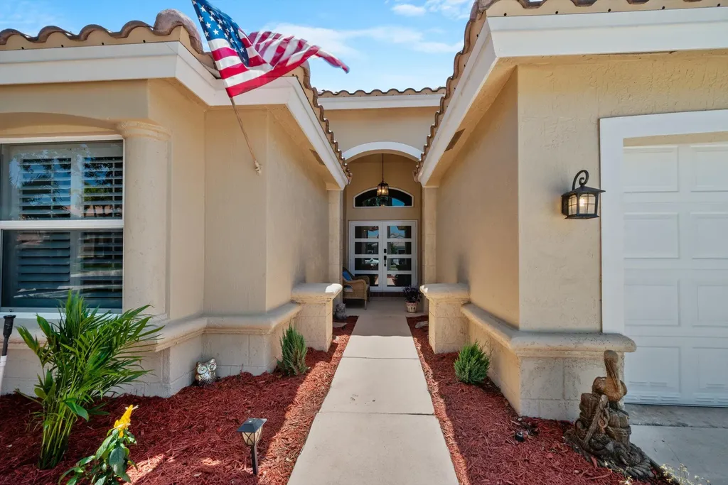 5649 Oakmont Village Circle Lake Worth FL 33463
