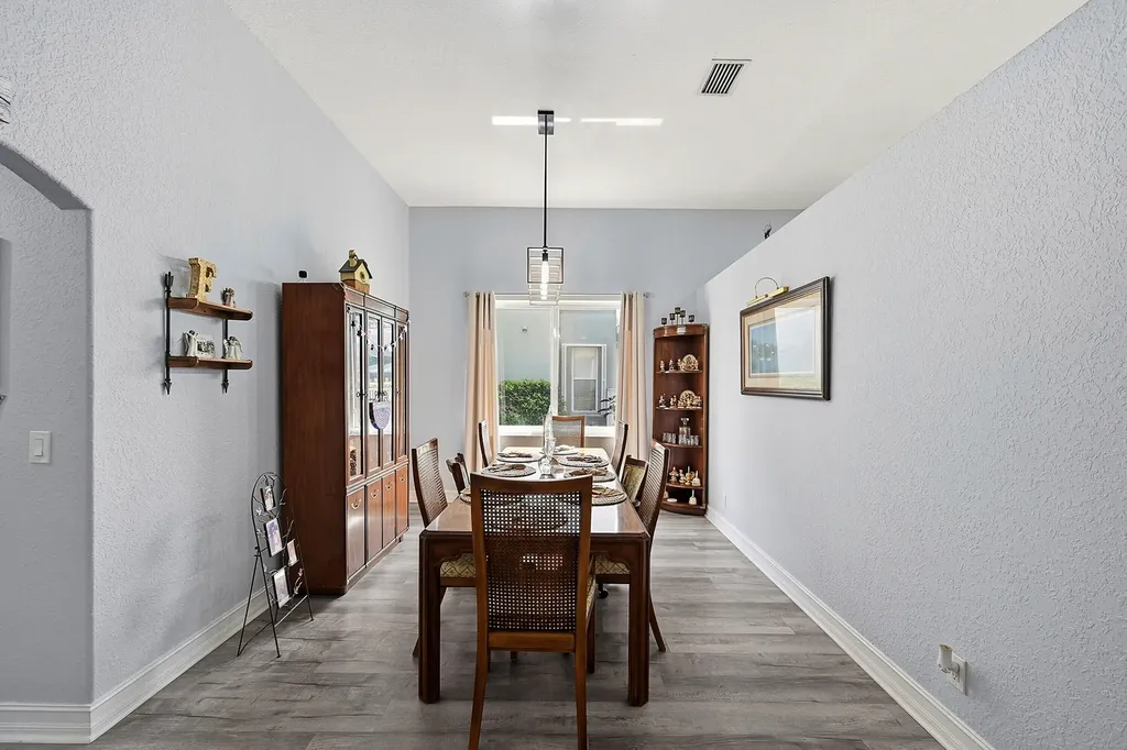 5349 Oakmont Village Circle Lake Worth FL 33463
