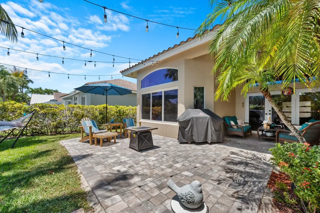 5649 Oakmont Village Circle Lake Worth FL 33463