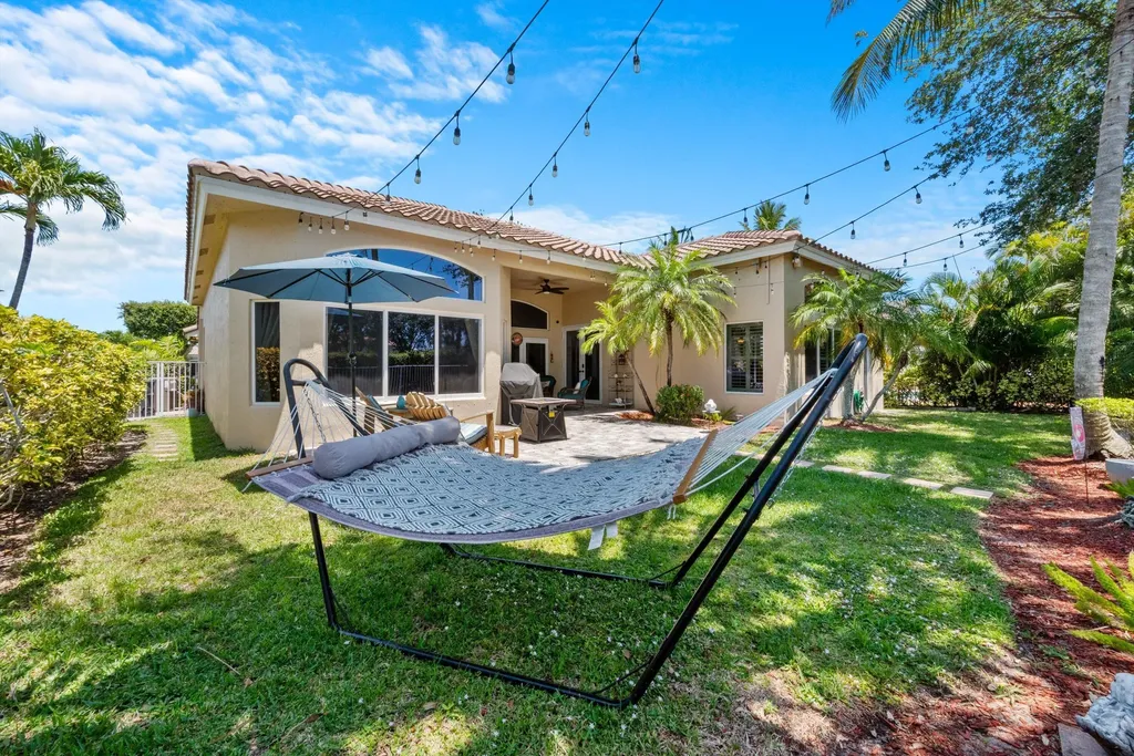 5649 Oakmont Village Circle Lake Worth FL 33463