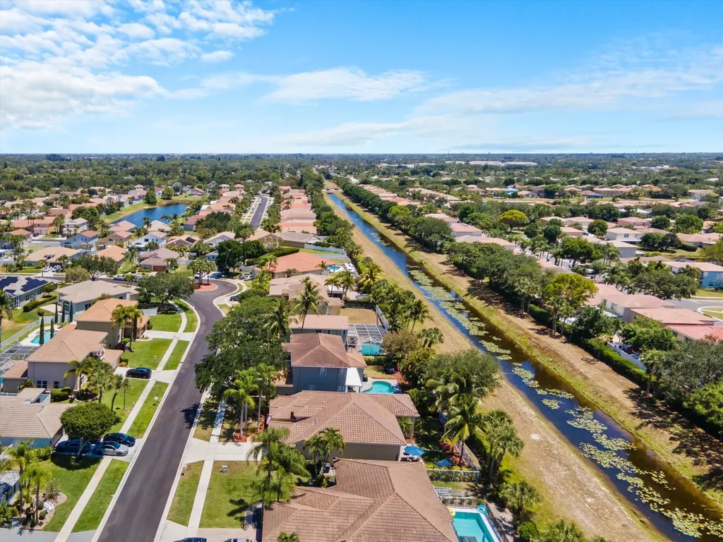 5649 Oakmont Village Circle Lake Worth FL 33463
