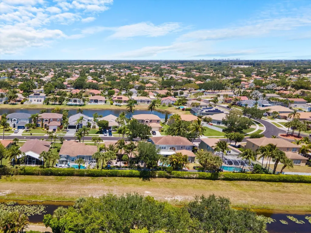 5649 Oakmont Village Circle Lake Worth FL 33463