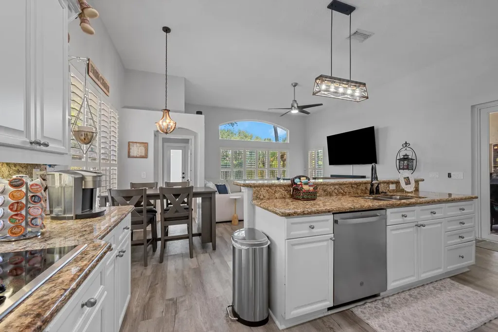 5649 Oakmont Village Circle Lake Worth FL 33463