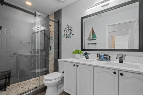 5649 Oakmont Village Circle Lake Worth FL 33463