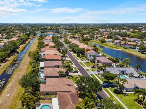 5649 Oakmont Village Circle Lake Worth FL 33463