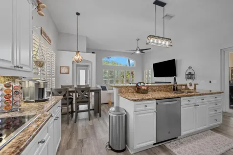 5649 Oakmont Village Circle Lake Worth FL 33463