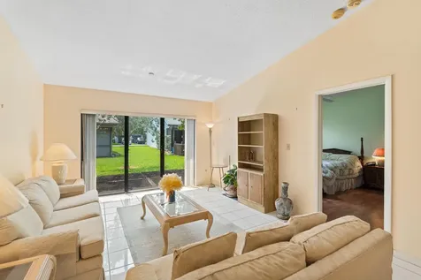 8108 NW 100th Lane Tamarac FL 33321