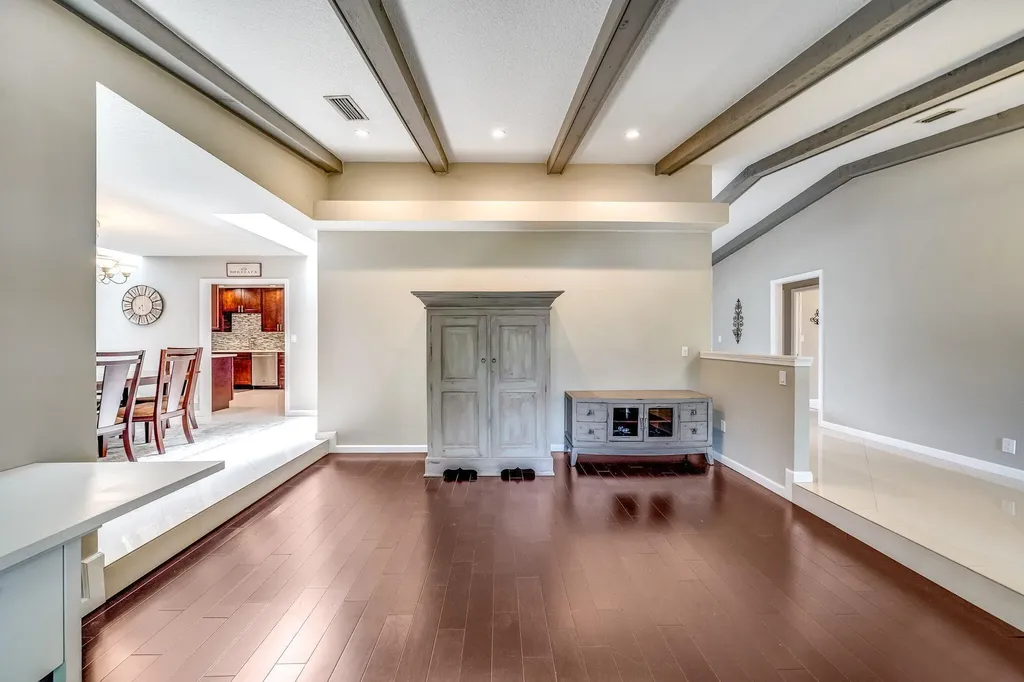 574 Juniper Place Wellington FL 33414